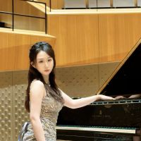 Krystal Feng